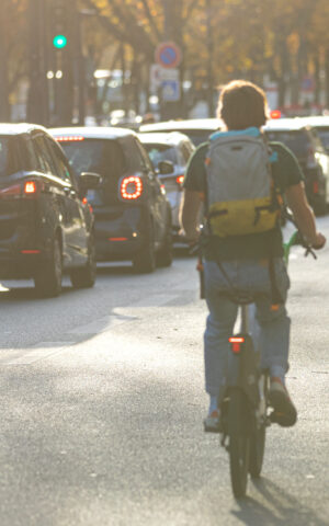 Déplacement professionnel à vélo : une alternative écologique avec une planification efficace.