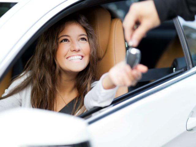 Le leasing social a été lancé par le gouvernement français en 2024 pour démocratiser l’achat des voitures électriques